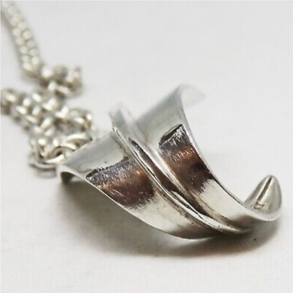 TIFFANY BENT ARROW BRACELET